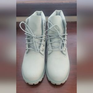 Youth Timberland boots